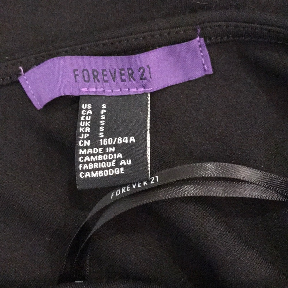 Forever 21 Stretch Long Sleeve Dress W/V Back Neck - Picture 3 of 4